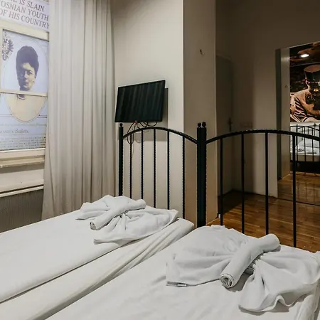 Hostel Franz Ferdinand *