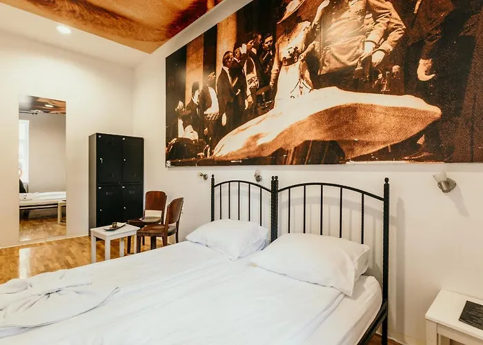 Franz Ferdinand Hostel *